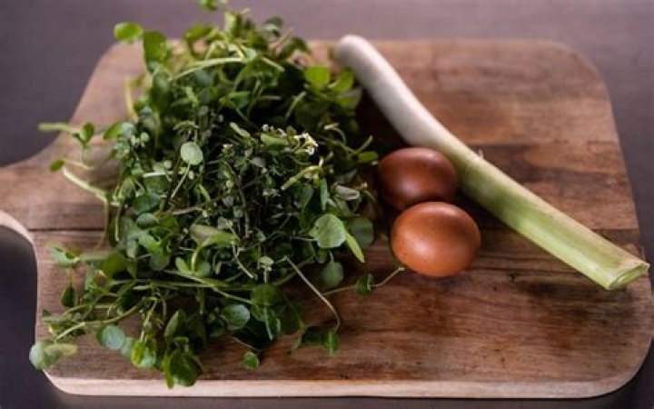 Is watercress high in iron?